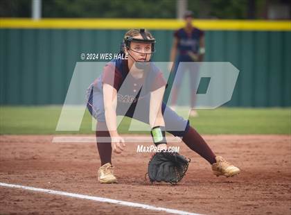 Thumbnail 3 in Collierville vs. Houston (4A District 15 1st Round) photogallery.