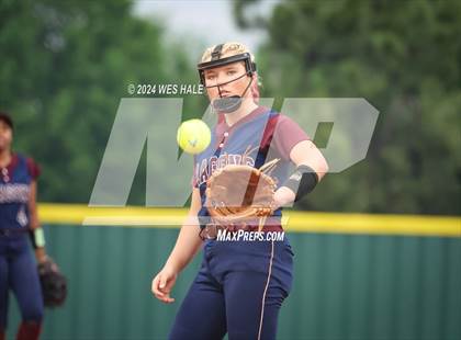 Thumbnail 3 in Collierville vs. Houston (4A District 15 1st Round) photogallery.