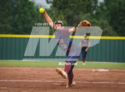 Thumbnail 3 in Collierville vs. Houston (4A District 15 1st Round) photogallery.