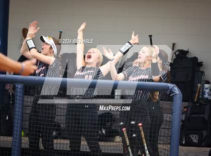 Thumbnail 2 in Collierville vs. Houston (4A District 15 1st Round) photogallery.