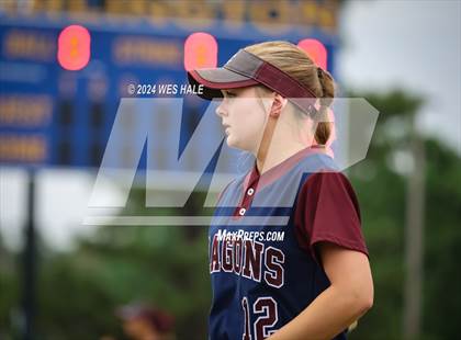 Thumbnail 1 in Collierville vs. Houston (4A District 15 1st Round) photogallery.