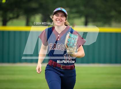 Thumbnail 1 in Collierville vs. Houston (4A District 15 1st Round) photogallery.
