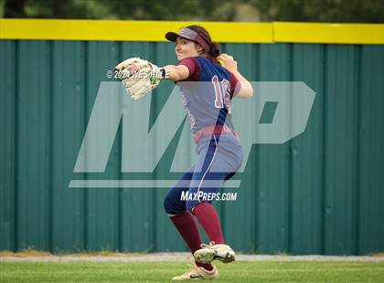 Thumbnail 3 in Collierville vs. Houston (4A District 15 1st Round) photogallery.