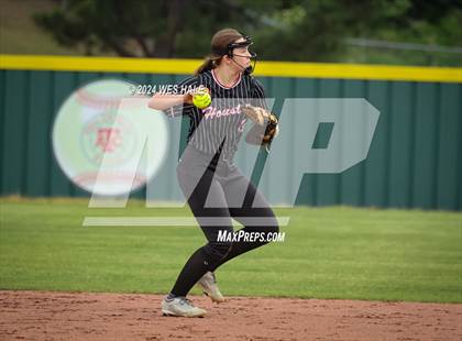 Thumbnail 2 in Collierville vs. Houston (4A District 15 1st Round) photogallery.