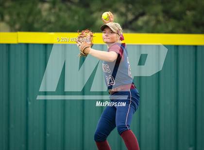 Thumbnail 1 in Collierville vs. Houston (4A District 15 1st Round) photogallery.
