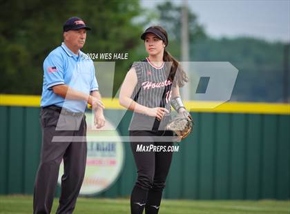 Thumbnail 2 in Collierville vs. Houston (4A District 15 1st Round) photogallery.