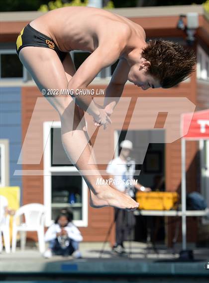 Thumbnail 2 in CIF SS D1 Diving Final photogallery.