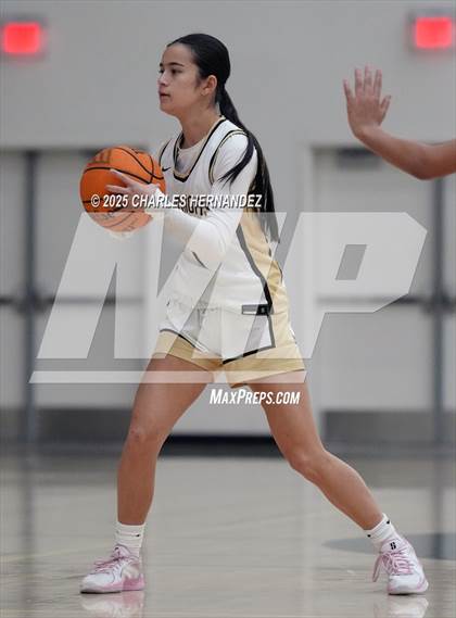 Thumbnail 3 in El Segundo vs. West (MIra Costa Classic) photogallery.