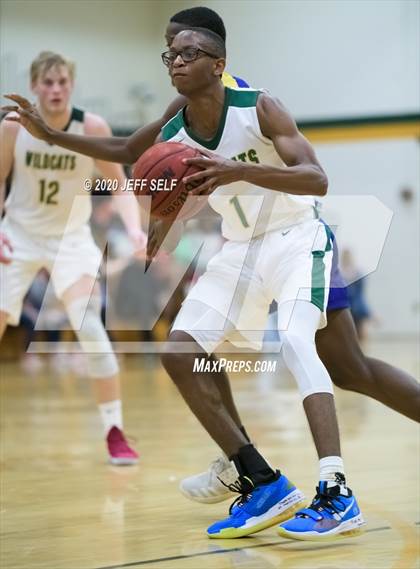 Thumbnail 2 in Oscar Smith @ Great Bridge photogallery.