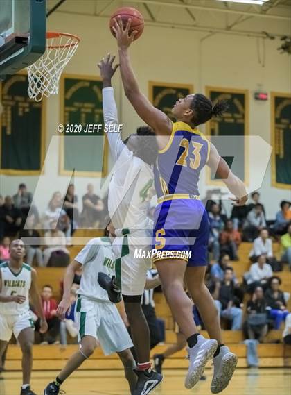 Thumbnail 3 in Oscar Smith @ Great Bridge photogallery.