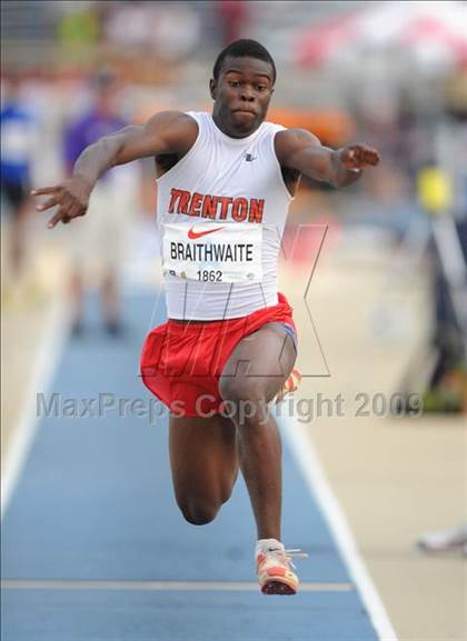 Thumbnail 2 in Nike Outdoor Nationals - Day 2 photogallery.