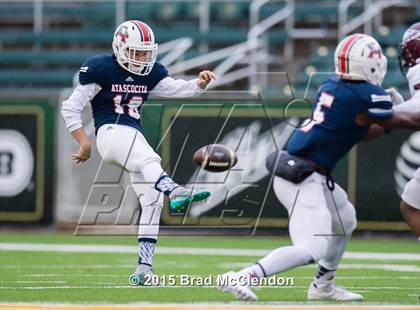 Thumbnail 2 in Rowlett vs Atascocita (UIL 6A Regional Playoff) photogallery.