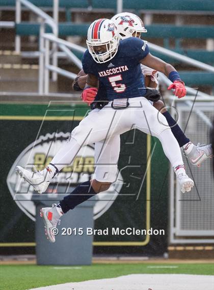 Thumbnail 1 in Rowlett vs Atascocita (UIL 6A Regional Playoff) photogallery.