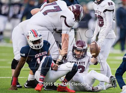 Thumbnail 3 in Rowlett vs Atascocita (UIL 6A Regional Playoff) photogallery.
