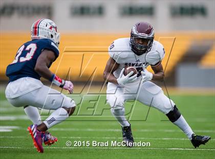 Thumbnail 1 in Rowlett vs Atascocita (UIL 6A Regional Playoff) photogallery.