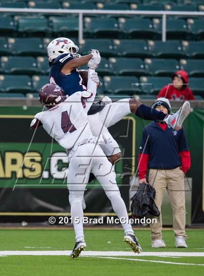 Thumbnail 1 in Rowlett vs Atascocita (UIL 6A Regional Playoff) photogallery.