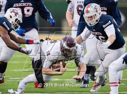 Thumbnail 2 in Rowlett vs Atascocita (UIL 6A Regional Playoff) photogallery.
