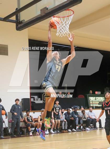 Thumbnail 1 in Arleta vs St Francis (Cantwell Sacred Heart of Mary Tip Off Classic ) photogallery.