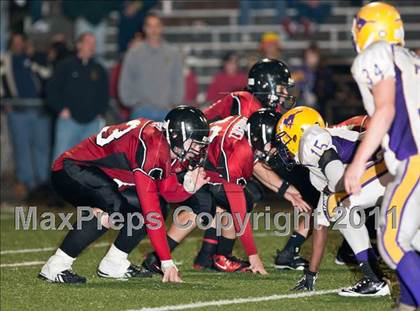 Thumbnail 2 in Middletown vs. Salesian (CIF NCS D4 Final) photogallery.