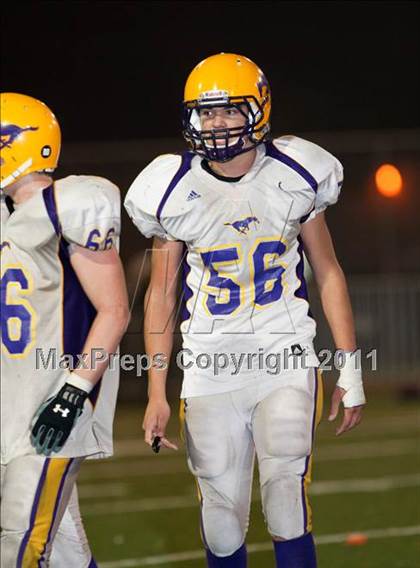 Thumbnail 2 in Middletown vs. Salesian (CIF NCS D4 Final) photogallery.