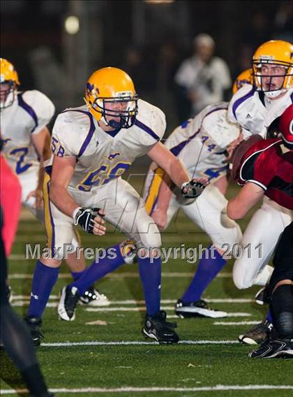 Thumbnail 3 in Middletown vs. Salesian (CIF NCS D4 Final) photogallery.