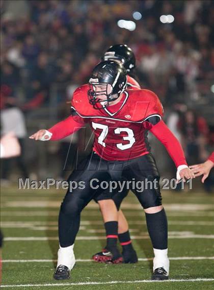 Thumbnail 2 in Middletown vs. Salesian (CIF NCS D4 Final) photogallery.
