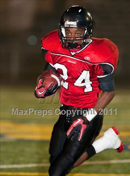 Thumbnail 1 in Middletown vs. Salesian (CIF NCS D4 Final) photogallery.