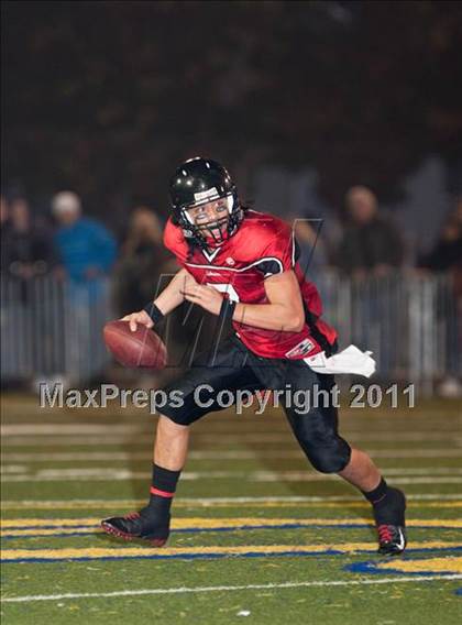 Thumbnail 3 in Middletown vs. Salesian (CIF NCS D4 Final) photogallery.