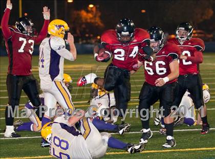 Thumbnail 1 in Middletown vs. Salesian (CIF NCS D4 Final) photogallery.