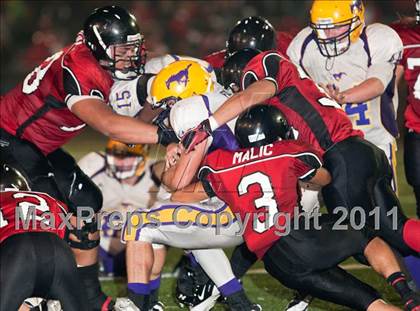 Thumbnail 3 in Middletown vs. Salesian (CIF NCS D4 Final) photogallery.