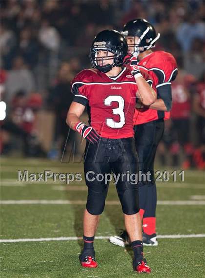 Thumbnail 1 in Middletown vs. Salesian (CIF NCS D4 Final) photogallery.