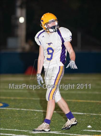 Thumbnail 3 in Middletown vs. Salesian (CIF NCS D4 Final) photogallery.