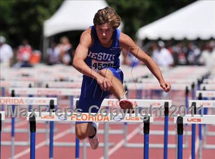 Thumbnail 2 in Florida Relays photogallery.