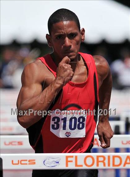 Thumbnail 2 in Florida Relays photogallery.