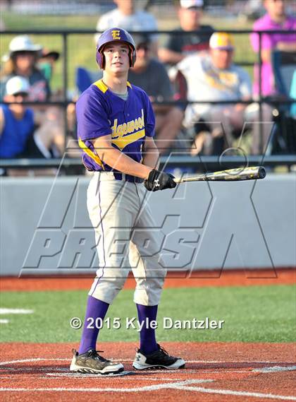 Thumbnail 2 in Pottsboro vs Edgewood (UIL 3A Region 2 Final) photogallery.