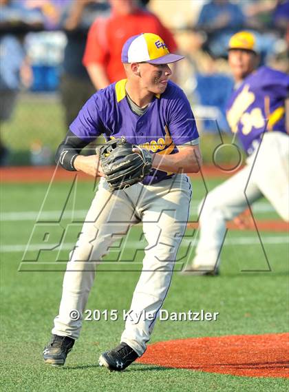 Thumbnail 1 in Pottsboro vs Edgewood (UIL 3A Region 2 Final) photogallery.