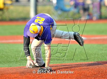 Thumbnail 1 in Pottsboro vs Edgewood (UIL 3A Region 2 Final) photogallery.