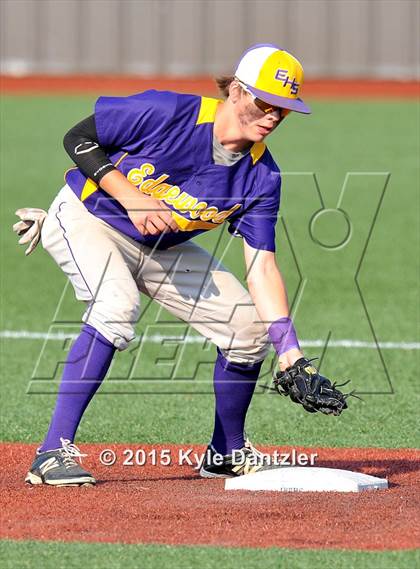 Thumbnail 2 in Pottsboro vs Edgewood (UIL 3A Region 2 Final) photogallery.