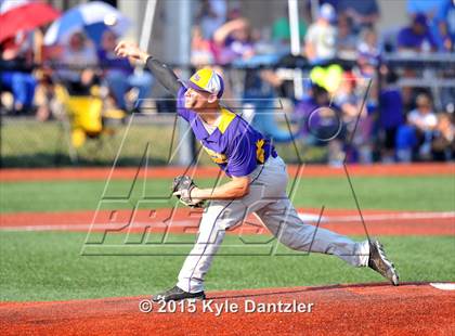Thumbnail 3 in Pottsboro vs Edgewood (UIL 3A Region 2 Final) photogallery.