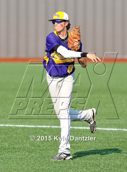 Thumbnail 2 in Pottsboro vs Edgewood (UIL 3A Region 2 Final) photogallery.