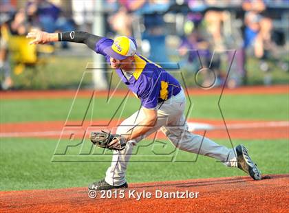 Thumbnail 3 in Pottsboro vs Edgewood (UIL 3A Region 2 Final) photogallery.