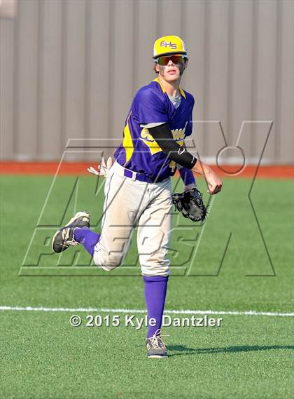 Thumbnail 2 in Pottsboro vs Edgewood (UIL 3A Region 2 Final) photogallery.
