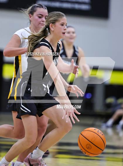 Thumbnail 1 in Syracuse @ Roy photogallery.