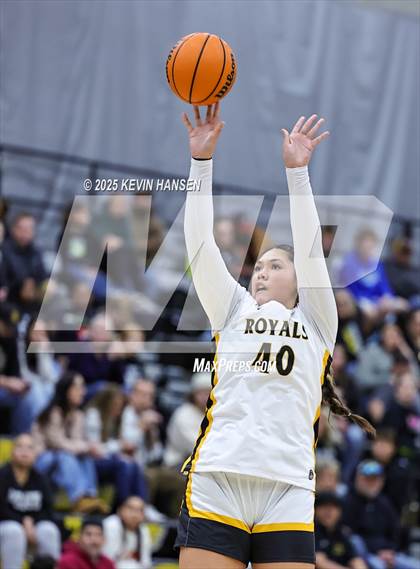 Thumbnail 3 in Syracuse @ Roy photogallery.