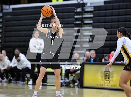 Thumbnail 3 in Syracuse @ Roy photogallery.