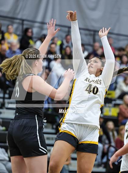 Thumbnail 2 in Syracuse @ Roy photogallery.