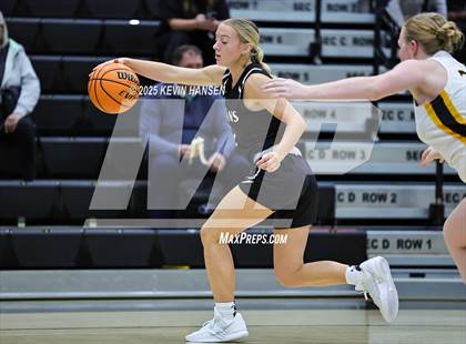 Thumbnail 3 in Syracuse @ Roy photogallery.