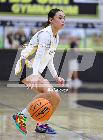 Thumbnail 1 in Syracuse @ Roy photogallery.