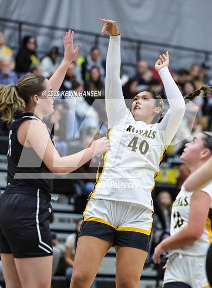 Thumbnail 3 in Syracuse @ Roy photogallery.