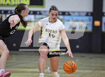 Thumbnail 2 in Syracuse @ Roy photogallery.